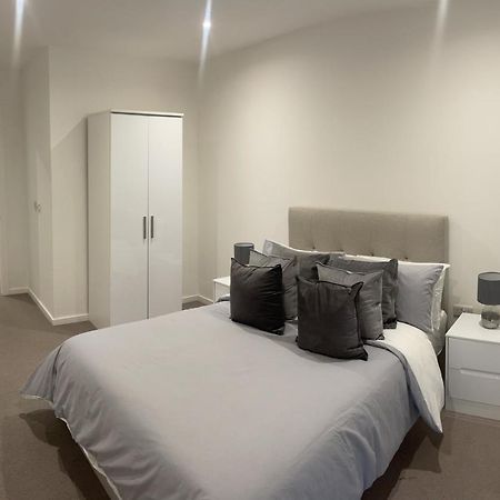 Immaculate 2Bed Apartment In London- City Views Exterior photo